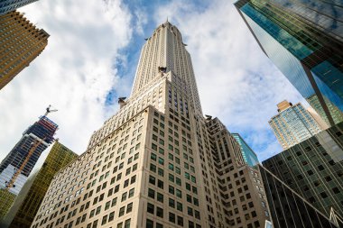 NEW YORK CITY, ABD - 15 Mart 2020: Manhattan, New York 'taki Chrysler Binası Cephesi, ABD