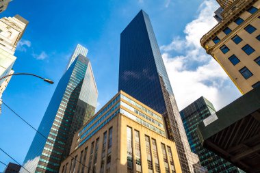 NEW YORK CITY, ABD - 29 Mart 2020: New York 'taki Trump Tower binası, ABD