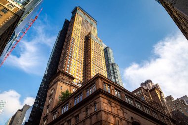 NEW YORK CITY, ABD - 29 Mart 2020: New York 'taki Carnegie Hall Binası, ABD