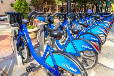 NEW YORK CITY, ABD - 15 Mart 2020: Citi Bisikleti - ABD 'nin New York şehrinde kiralık bisikletler