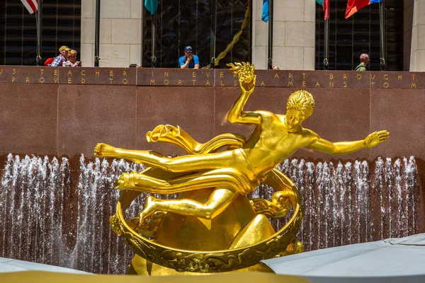 New York City Usa Marzo 2020 Statua Prometeo Rockefeller Center — Foto Stock