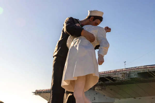 San Diego Usa March 2020 Unconditional Surrender Statue San Diego — Stock Photo, Image