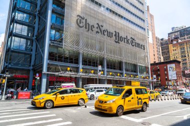 NEW YORK CITY, ABD - 15 Mart 2020: The New York Times Binası Manhattan, New York City, ABD