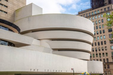 New York Şehri, ABD - 15 Mart 2020: Solomon R. Guggenheim Müzesi, New York, ABD