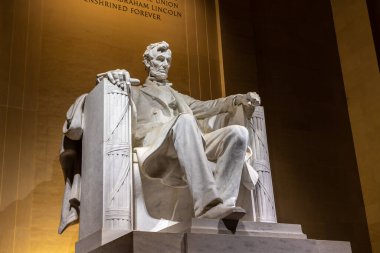 WASHINGTON DC, ABD - 29 Mart 2020: Abraham Lincoln heykeli Washington DC, ABD