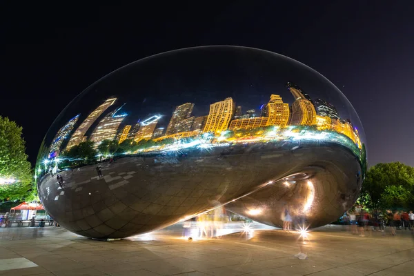 Chicago Eua Março 2020 Escultura Cloud Gate Millennium Park Noite — Fotografia de Stock