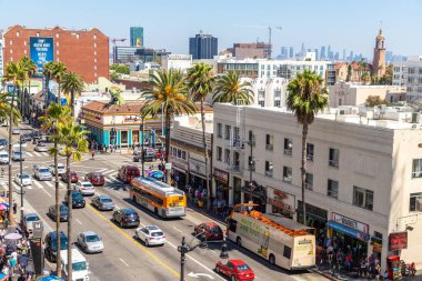LOS ANGELES, HOLYWOOD, ABD - 29 Mart 2020: Hollywood Bulvarı, Los Angeles, Kaliforniya, ABD