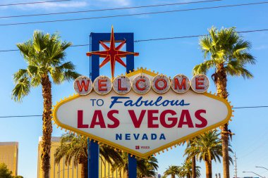 LAS VEGAS, ABD - 29 Mart 2020 Las Vegas 'ın güneşli bir gününde Las Vegas' a hoş geldiniz.