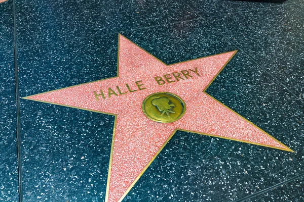 ลอส แองเจล ฮอลล สหร ฐอเมร นาคม 2020 Halle Berry Star — ภาพถ่ายสต็อก