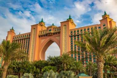 DUBAI, BAE - 26 Mart 2020: Atlantis, Dubai 'deki Palm Hotel, Birleşik Arap Emirlikleri