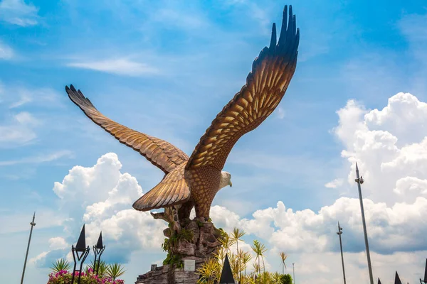 Langkawi Malasia Febrero 2020 Estatua Águila Plaza Del Águila Isla —  Fotos de Stock