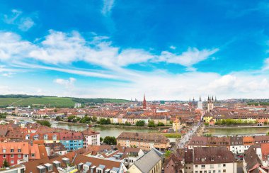 Wurzburg panoramik hava görünümünü bir güzel yaz günü, Almanya
