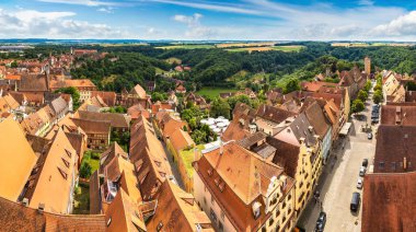 Rothenburg panoramik hava görünümünü bir güzel yaz günü, Almanya