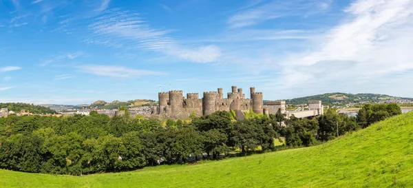 Conwy Castle Wales Een Mooie Zomerdag Engeland Verenigd Koninkrijk — Stockfoto