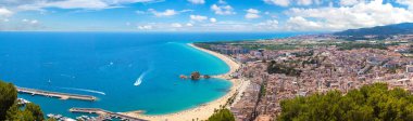 Hava panoramik Blanes Costa Brava içinde bir güzel yaz günü, İspanya