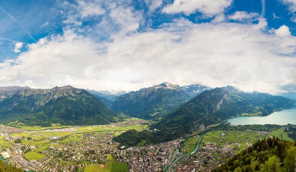 Panoramautsikt Över Interlaken Vacker Sommardag Schweiz — Stockfoto