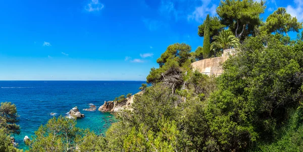 Panorama Rocas Costa Lloret Mar Hermoso Día Verano Costa Brava — Foto de Stock