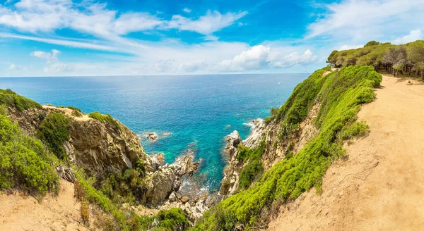 Felsenpanorama Der Küste Von Lloret Mar Einem Schönen Sommertag Der — Stockfoto