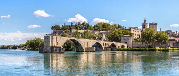 Γέφυρα Saint Benezet Στην Αβινιόν Μια Όμορφη Καλοκαιρινή Μέρα Γαλλία — Φωτογραφία Αρχείου