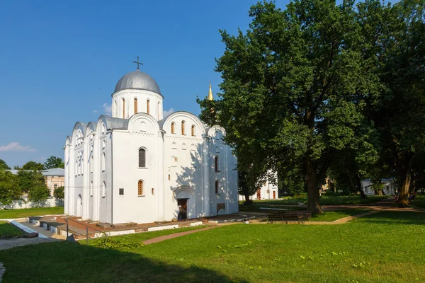 Igreja de Boris e Gleb em Chernigov, Ucrânia (XII século .) — Fotografia de Stock