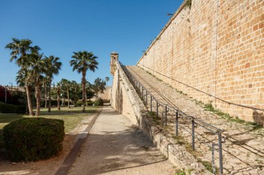 Sur duvarları eski şehir Akko veya Acre, İsrail