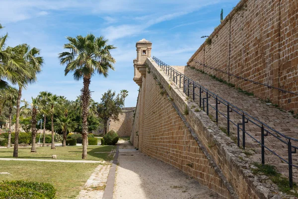 Sur duvarları eski şehir Akko veya Acre, İsrail — Stok fotoğraf