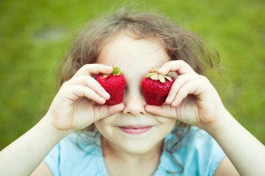 Çilek gözlü çocuğun
