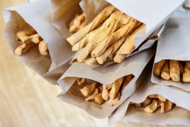 grisini bir zanaat kağıt paket 