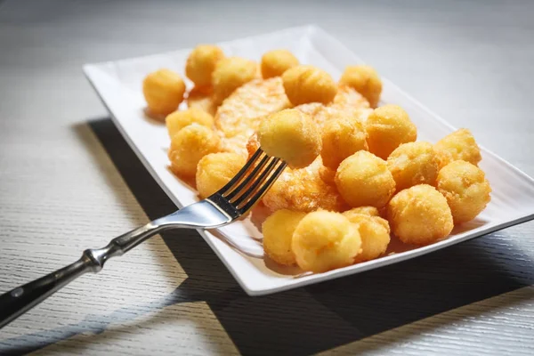 Puré de papas fritas bolas y pepitas — Foto de Stock