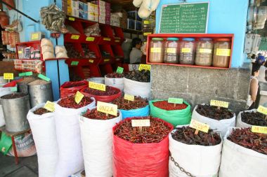 Kuru biber ve diğer baharatlar Oaxaca, Meksika ticaret