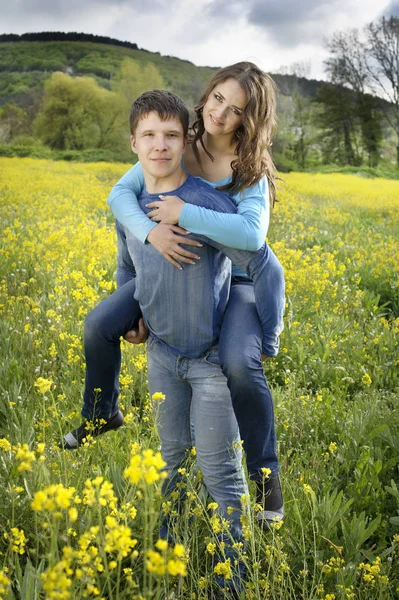 Pareja enamorada — Foto de Stock