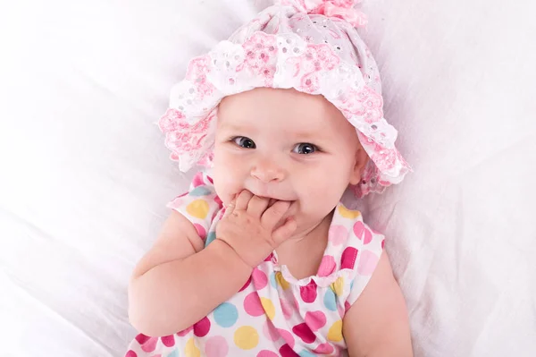 一个女婴的肖像 — 图库照片