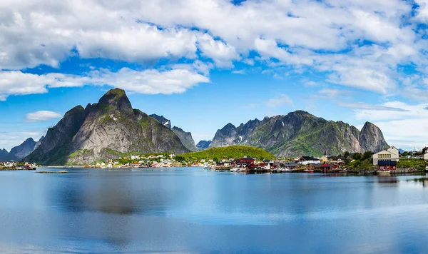 Ilhas do arquipélago de Lofoten — Fotografia de Stock