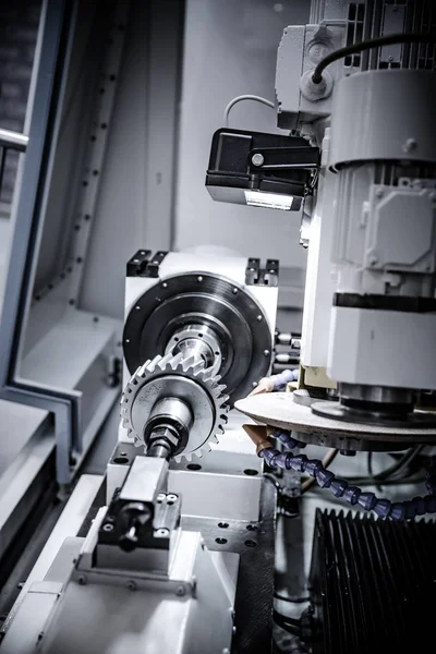 Máquina de trituração CNC para metalurgia . — Fotografia de Stock