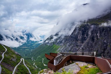Trol Yolu gözcüsü