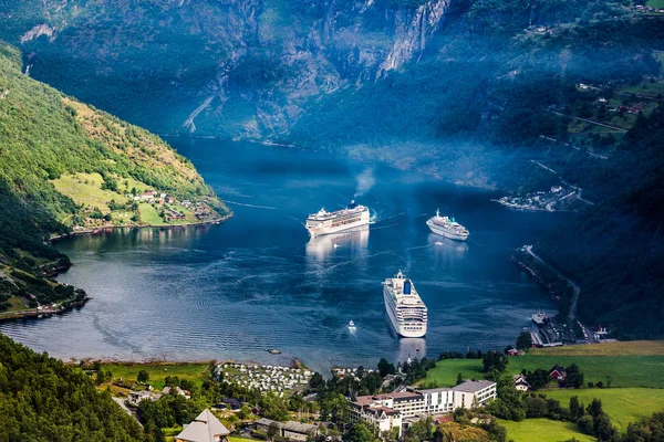 Geiranger fiyort, Norveç.