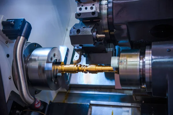 Máquina de trituração CNC para metalurgia . — Fotografia de Stock