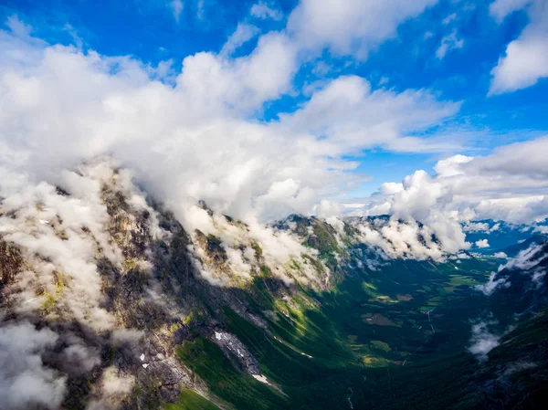 Bela natureza Noruega fotografias aéreas . — Fotografia de Stock