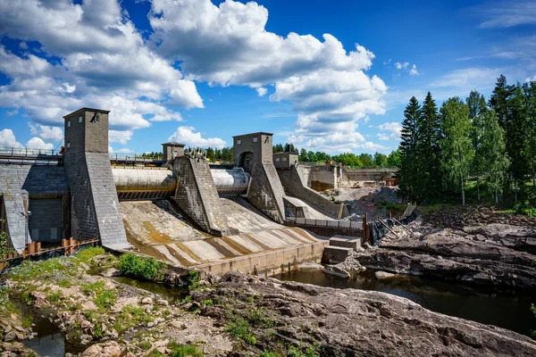 Barrage de centrales hydroélectriques à Imatra — Photo
