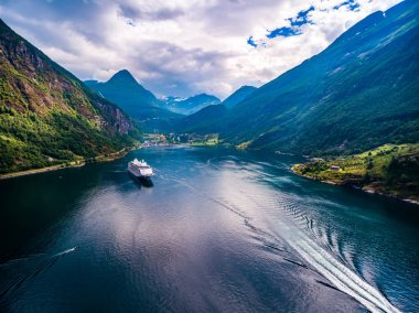 Geiranger fiyort, Norveç hava fotoğrafçılığı.