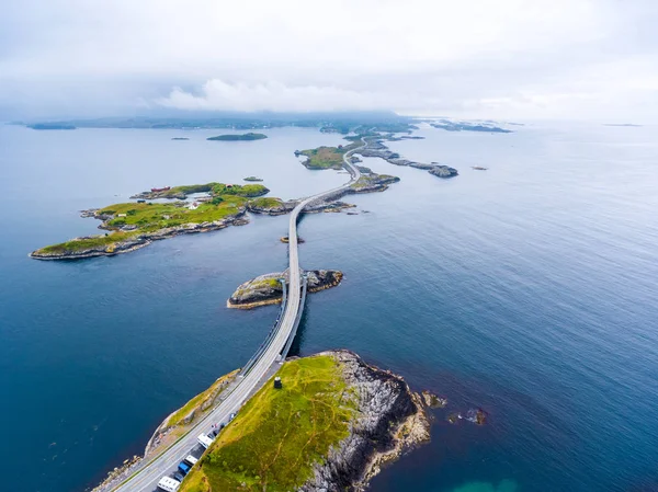 Atlantic Ocean Road hava fotoğrafçılığı. — Stok fotoğraf