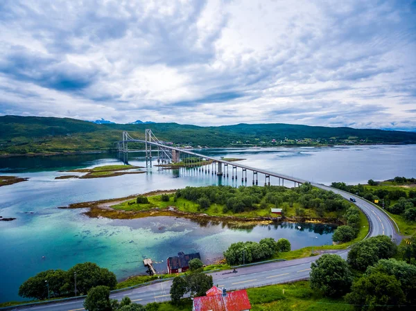 Tjeldsundbrua most v Norsku — Stock fotografie