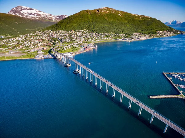 Мост Тромсо, Норвегия — стоковое фото
