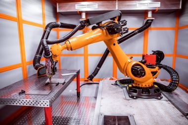 Fiber lazer robot uzak kesme sistemi