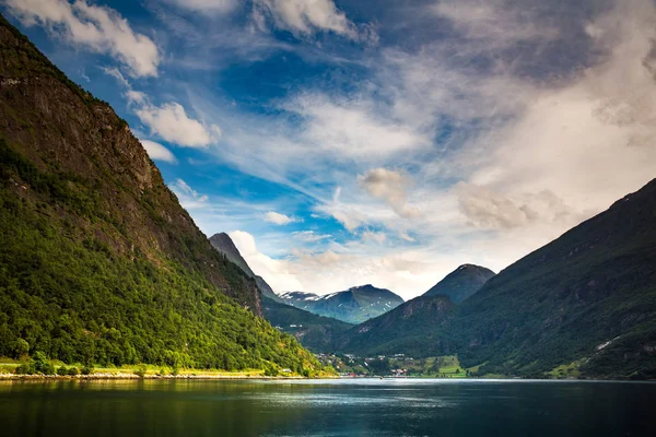 Geiranger Fjord, Norvegia . — Foto Stock