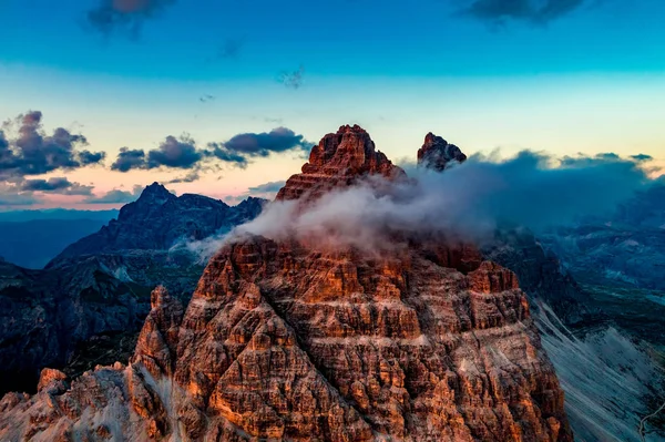 Parque Nacional de la Naturaleza Tre Cime En los Alpes Dolomitas. Hermosa n —  Fotos de Stock