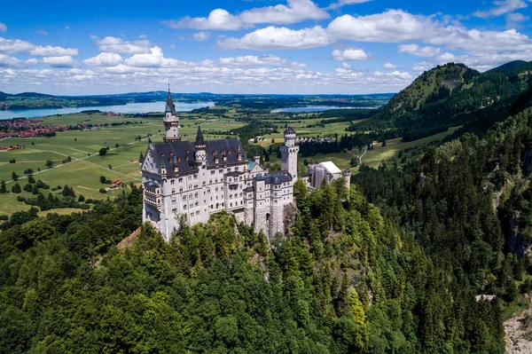 Neuschwanstein slott Bayerska Alperna Tyskland — Stockfoto