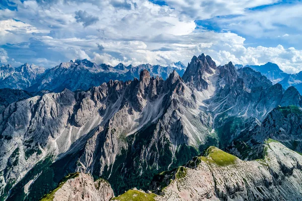 Parque Nacional de la Naturaleza Tre Cime En los Alpes Dolomitas. Hermosa n —  Fotos de Stock