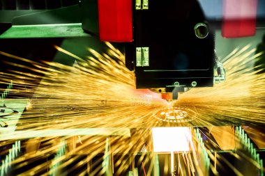 CNC lazer kesimi metal, modern endüstriyel teknoloji.