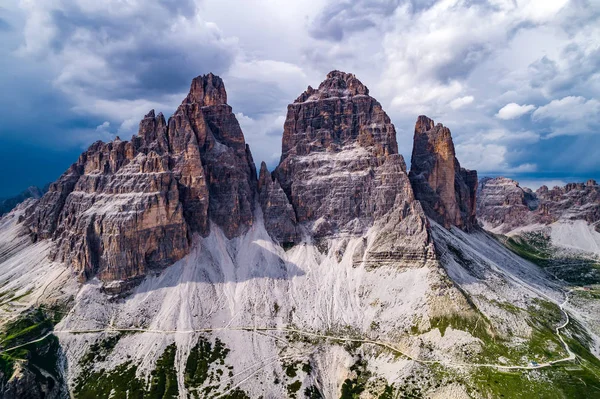 Milli doğa parkı Tre Cime Dolomites Alpleri'nde. Güzel n